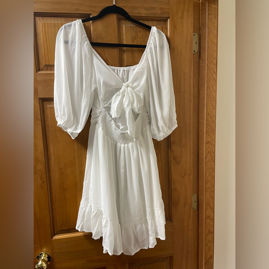 White Dress Great For Taylor Swift Concert White Dress Great For Taylor Swift Concert